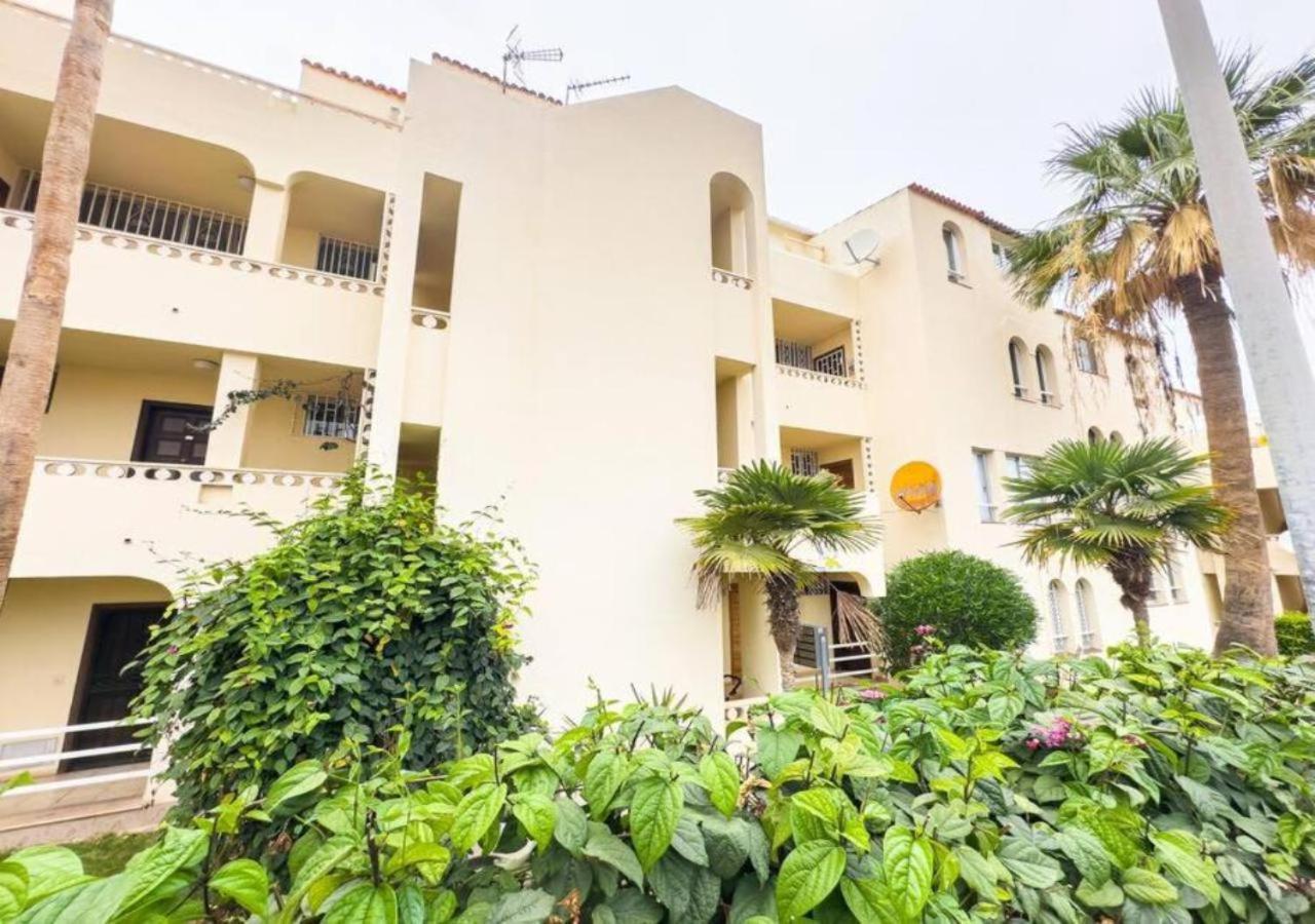 Appartement Sunny Vacation 3br Retreat By The Ocean