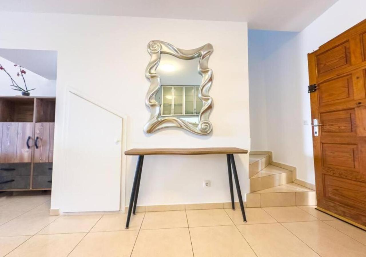 Sunny Vacation 3br Retreat By The Ocean Appartement