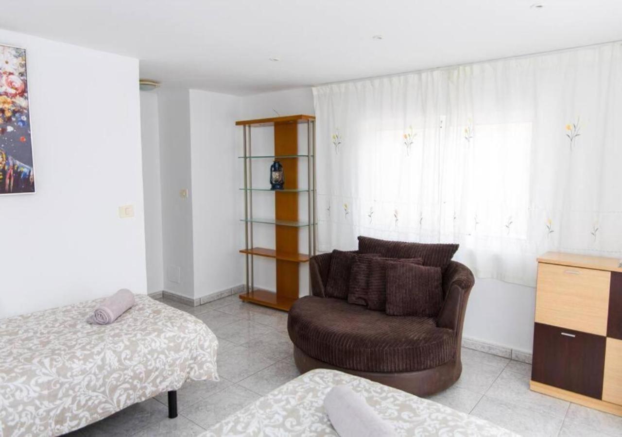 Sunny Vacation 3br Retreat By The Ocean Apartment