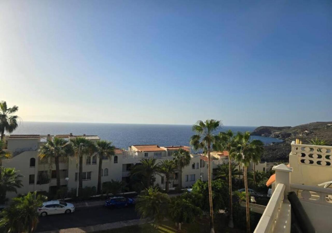 Sunny Vacation 3br Retreat By The Ocean Apartment *
